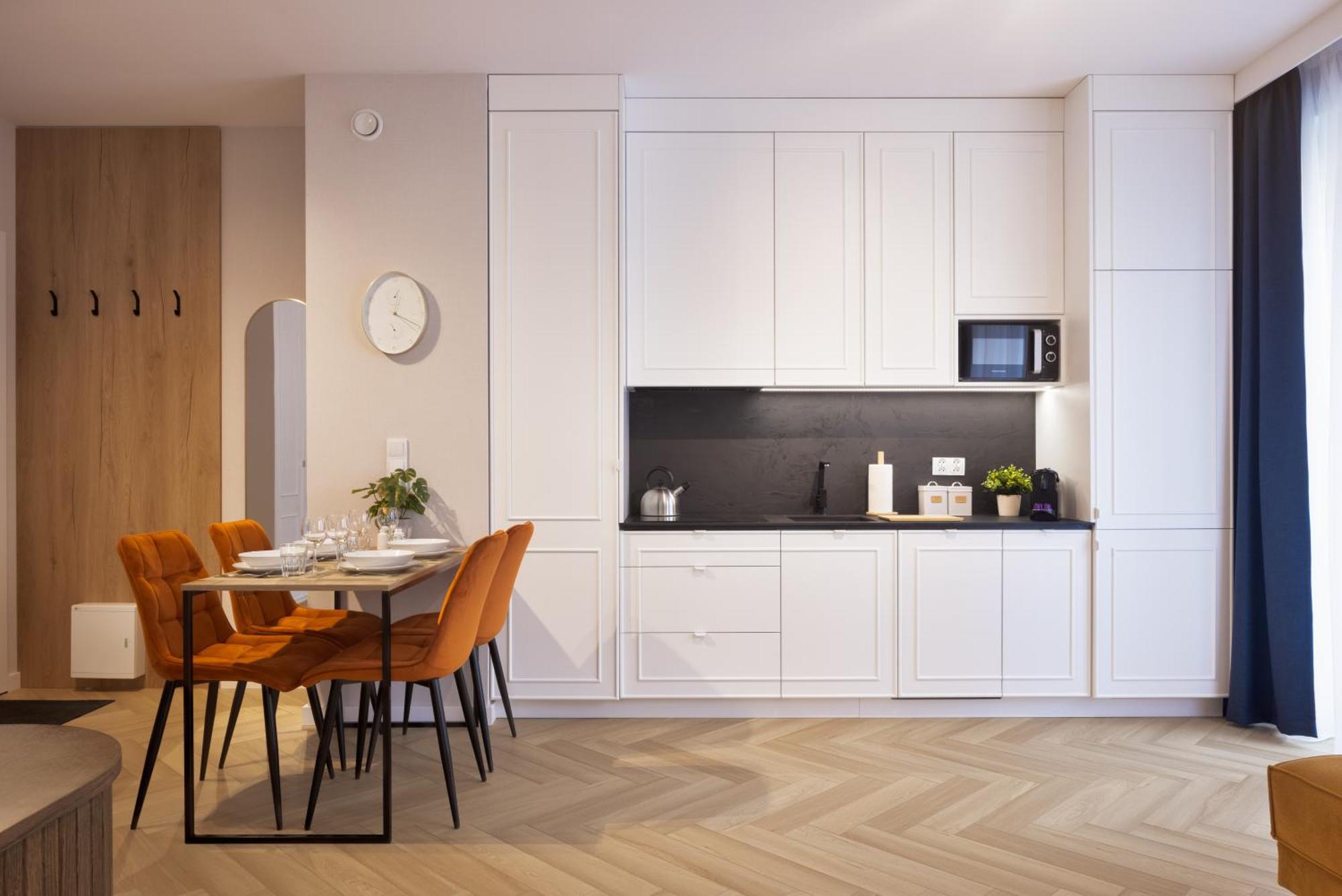 Metropolis Old Town Apartments — Photos 2